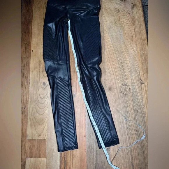 #0277 Spanx Faux Leather Moto Leggings, Very Black, Size S - Picture 5 of 9